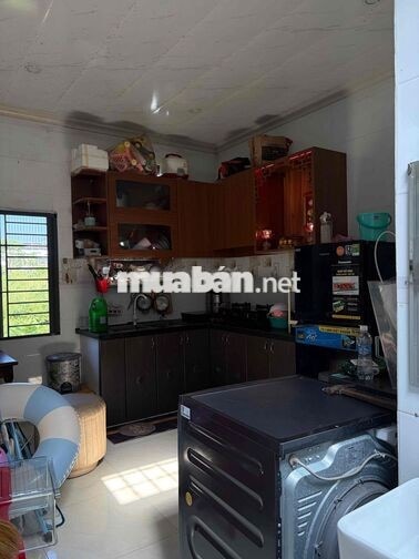 cho thuê nguyên căn mặt tiền 414 Âu Cơ