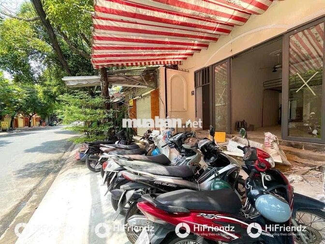 MẶT BẰNG ĐẸP - ĐÔNG DÂN CƯ - SẴN BẠT MÁI GẦN TRƯỜNG HỌC - GIÁ CÒN FIX
