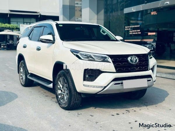 Toyota Fortuner 2022 2.7V 4x4 8 vạn km
