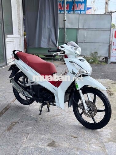 Honda Wave 125i 2022 18k km Trắng đỏ
