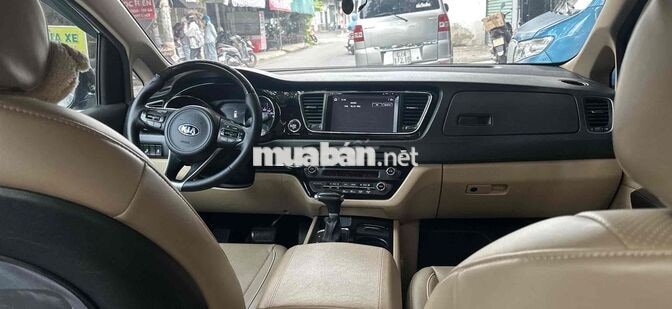 Kia Sedona 2018 Full dầu