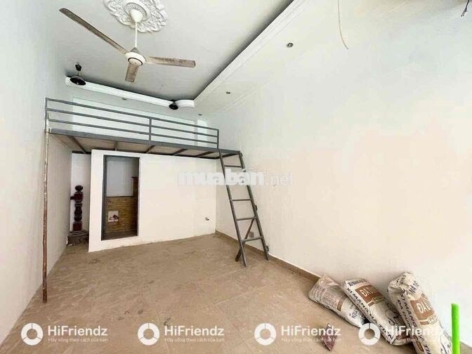 MẶT BẰNG ĐẸP - ĐÔNG DÂN CƯ - SẴN BẠT MÁI GẦN TRƯỜNG HỌC - GIÁ CÒN FIX