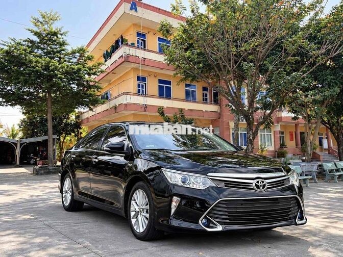 Toyota Camry, gia đình mình đang sử dụng