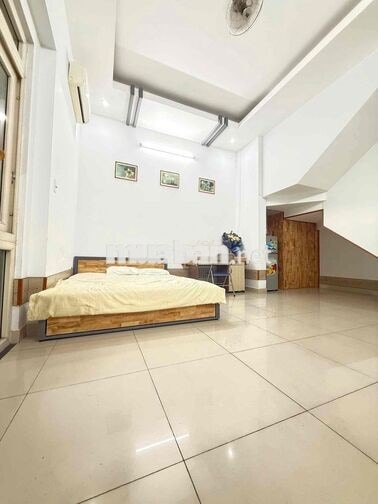 Phòng full nội thất tầng trệt hơn 30m2 gần Vườn Lài - Luỹ Bán Bích