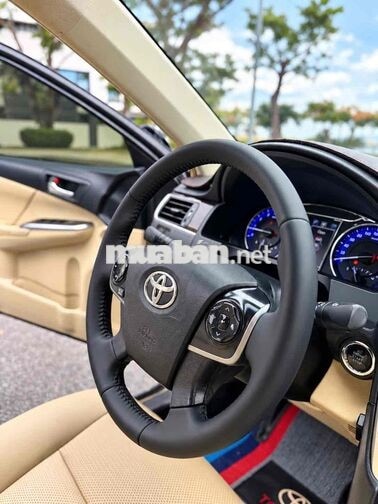 Toyota Camry, gia đình mình đang sử dụng