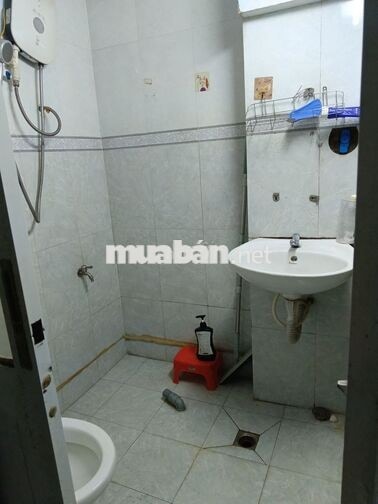 Cho thuê phòng ngay cầu vượt Nguyễn Oanh Quang Trung