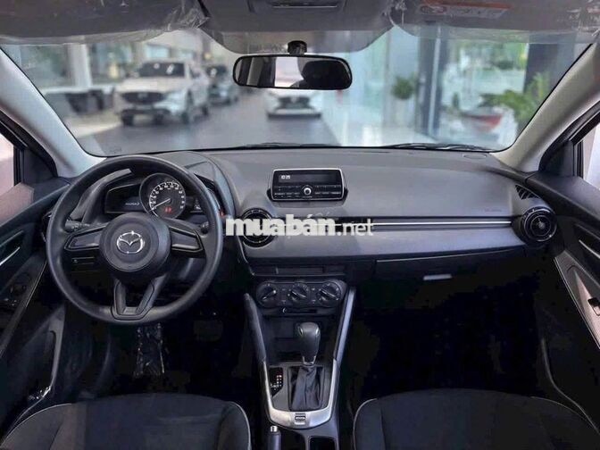 MAZDA 2 SEDAN 5 CHỖ TRẮNG TỰ ĐỘNG