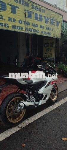Yamaha R15 M 2000 km Trắng đỏ
