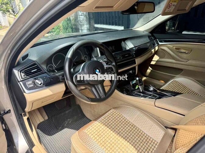 BMW 520i 2017 LCI Vàng Cát