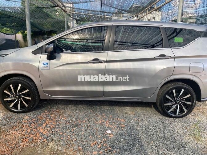 MITSUBISHI XPANDER 2025 PREMIUM 17.000 KM