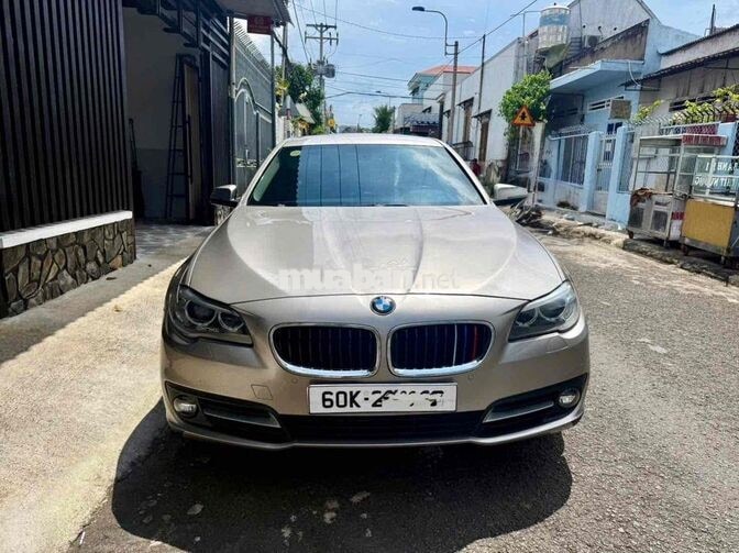 BMW 520i 2017 LCI Vàng Cát