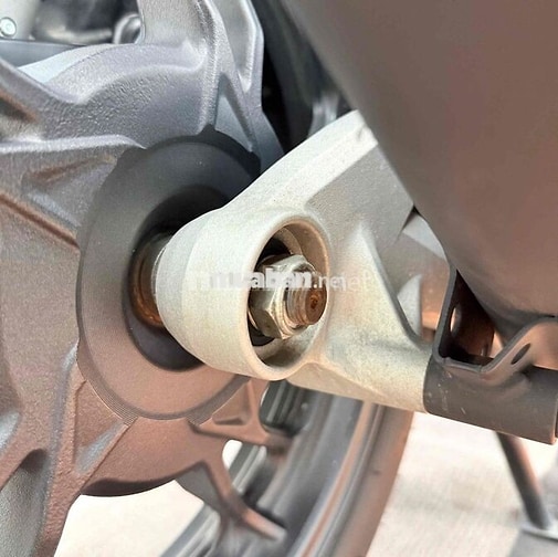 Honda Vario 150 2023 7000 km trắng đỏ odo lướt