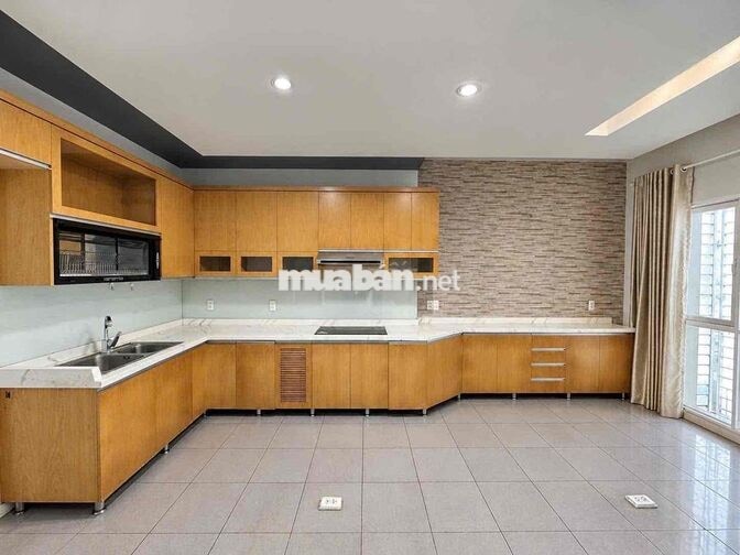 Nhà 3 Lầu 6x15 mặt tiền đường số Tân Quy Đông