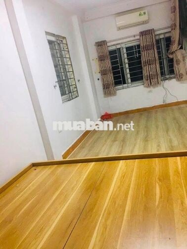Cho thuê nhà Thạch Bàn,ô tô tải qua nhà,Nhà 4 tầng.Đầy đủ nội thất.6tr