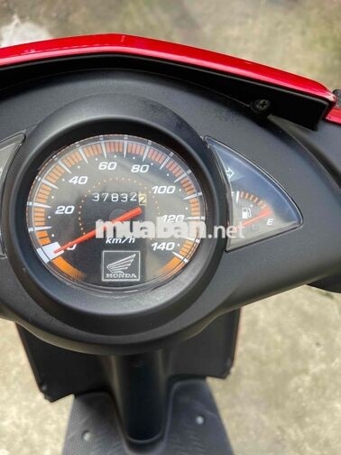 HONDA CLICK MÀU ĐỎ
