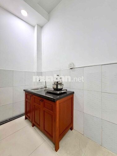 NGAY CẦU BÌNH TRIỆU - THANH ĐA - ĐH GTVT - HUTECH - PHÒNG RỘNG RÃI
