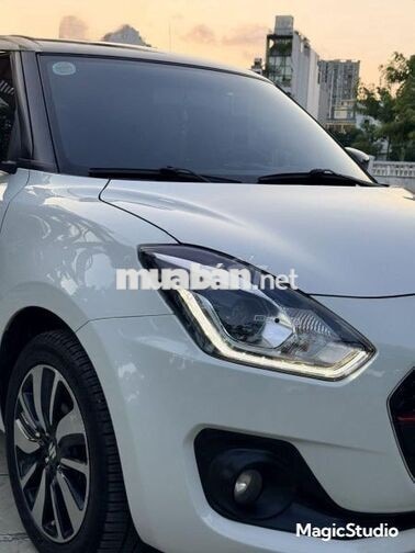 Suzuki Swift GLX 1.2 AT 2020 - 375 Triệu