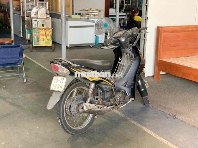 Yamaha Jupiter màu đen