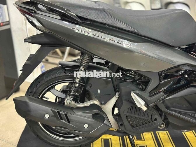 Honda Air Blade 125/2021. Xám Titan.HSTQ.