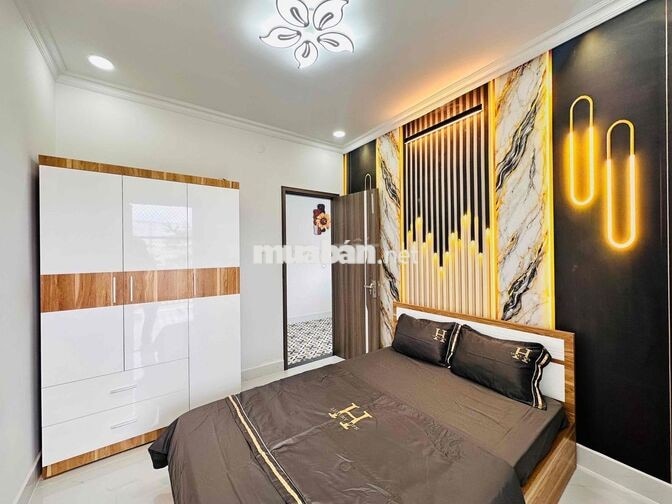 VILLA Tân Xuân - Tân Kim ( Cách Cầu Ông Thìn 2Km - Cách Bến Xe Q8-20p)