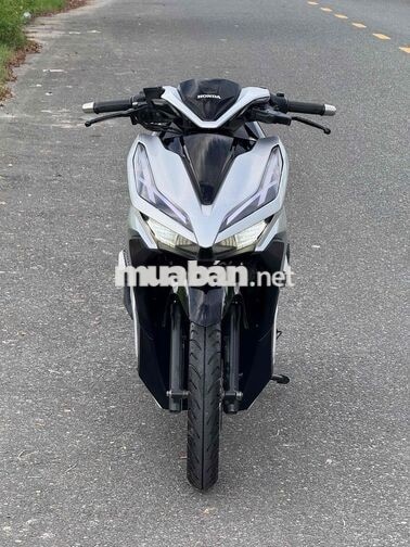 Vario 150 2020 âu đỳ phụt sau mâm crom máy móc rin