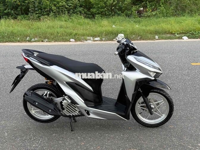 Vario 150 2020 âu đỳ phụt sau mâm crom máy móc rin