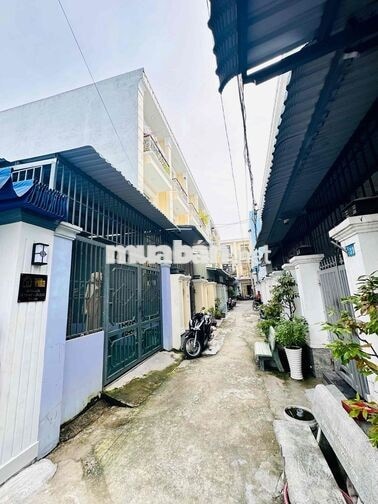 VILLA Tân Xuân - Tân Kim ( Cách Cầu Ông Thìn 2Km - Cách Bến Xe Q8-20p)