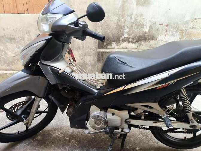 Honda Future 125 Fi 2012 màu đen