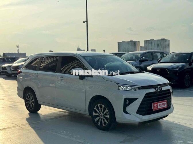Toyota Avanza 2024 Tự động 7 chỗ 13.000 km Trắng