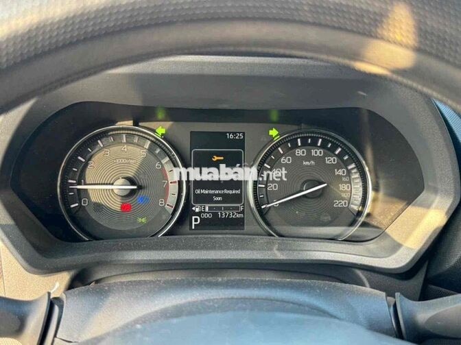 Toyota Avanza 2024 Tự động 7 chỗ 13.000 km Trắng
