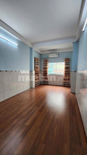 Nhà 3 PHÒNG nguyễn đình chiểu. Sát VÁCH mặt tiền