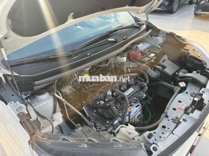 Toyota Avanza 2024 Tự động 7 chỗ 13.000 km Trắng