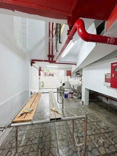 SIÊU PHẨM ỐP KÍNH- Thăng Long, P4, TB - Hầm Xe,Thang Máy,Sàn Suốt,Pccc