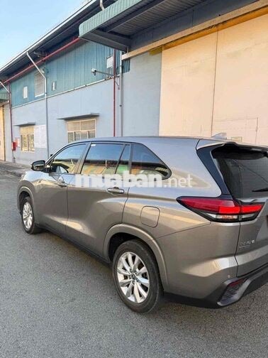 Toyota Innova Cross 2024 2.0V 90000 km Nâu