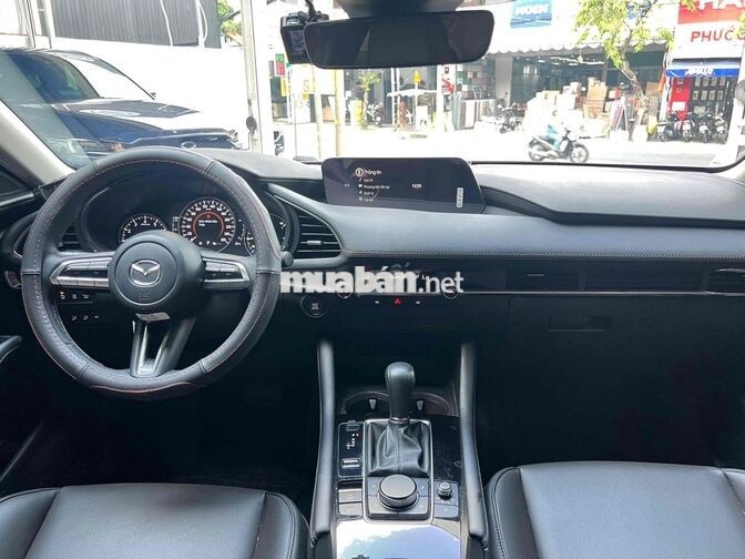 Mazda 3 2025 1.5 Pre lươt 8.900km xe 1 chủ bd full