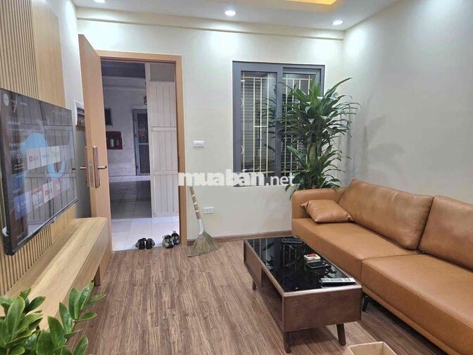 Hơn 4 tỷ có căn CC sổ đỏ Linh Đàm-Mặt phố-Full NT-72m;3N;2VS