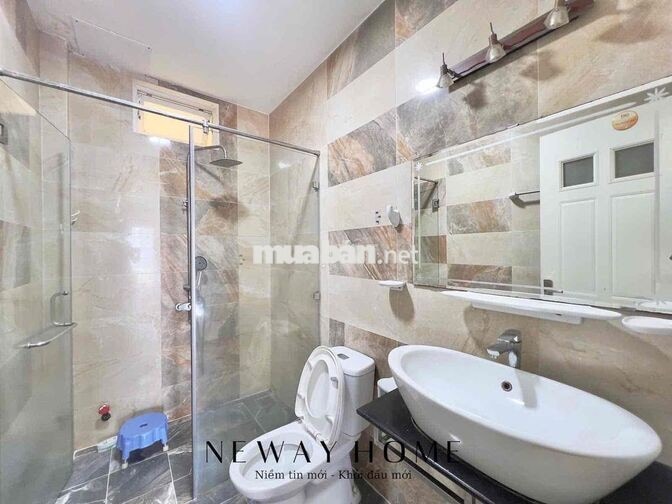 Căn hộ dịch vụ 1PN ban công full nội thất ngay sát chân cầu chữ Y