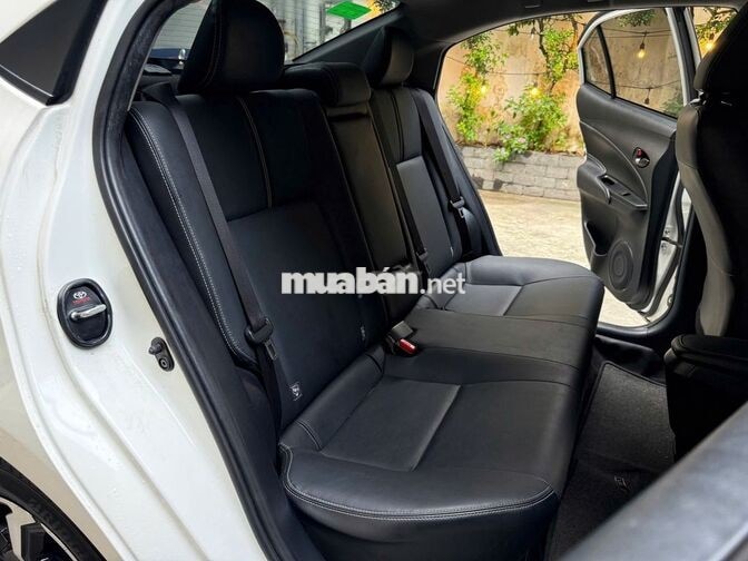 Toyota Vios 2025 E CVT Trắng 38569 km
