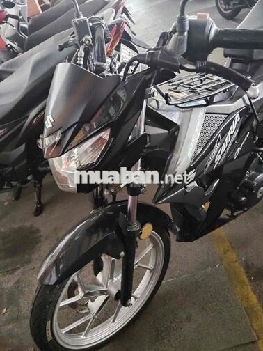 Suzuki Satria F150 150cc màu đen