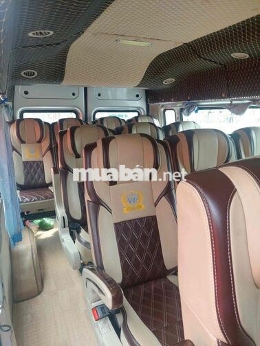 Ford Transit 2017 16 chỗ 220km