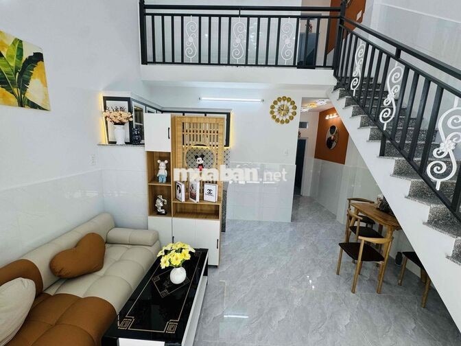 Nhà Mới Xây 4,3 x 10m Ngay Ngã Ba Tân Kim 2PN 2WC . Sổ Hồng Riêng