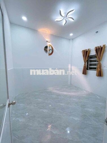 Nhà Mới Xây 4,3 x 10m Ngay Ngã Ba Tân Kim 2PN 2WC . Sổ Hồng Riêng