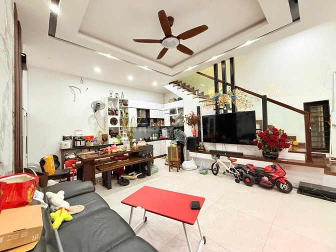 MẶT PHỐ HOÀNG VĂN THÁI THANH XUÂN ÔTÔ KD VỈA HÈ 30M 6T 9.5 TỶ
