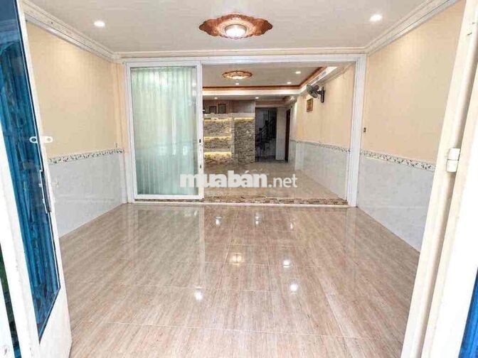 Mặt tiền Nguyễn Quý Yêm,  Phường An Lạc, Quận Bình Tân 4m x 13m 1 trệt