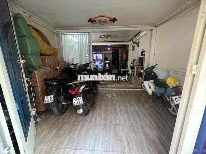 Mặt tiền Nguyễn Quý Yêm,  Phường An Lạc, Quận Bình Tân 4m x 13m 1 trệt