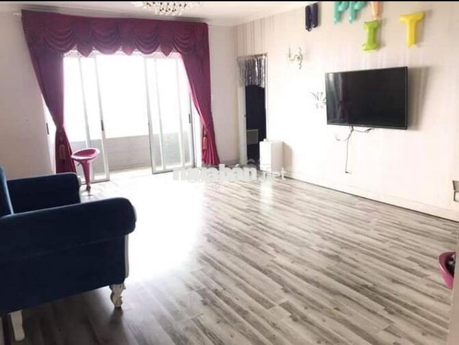 CHÍNH CHỦ CHO THUÊ CĂN HỘ HÙNG VƯƠNG PLAZA (QUẬN 5) – 130M² 3PN/2WC