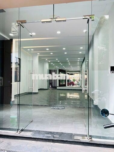 Cho thuê nhà góc 2MT 260A Nguyễn Thái Bình P.12 Q.Tân Bình
