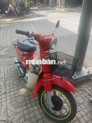 Honda Little Cub 50 màu đỏ