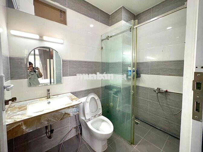 CHO THUÊ CHDV TÁCH BẾP BANCONG FULL NỘI THẤT