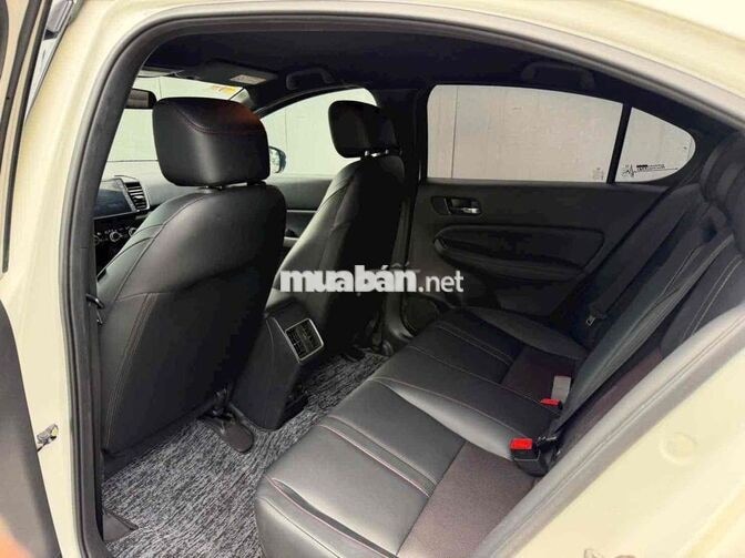 Honda City 2025 RS 13.000 km Trắng